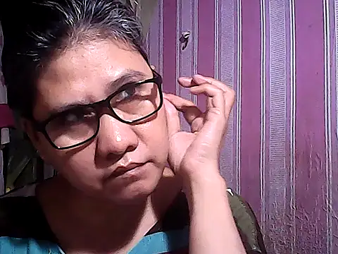 sweetsosie18 online show from November 2025 01:06:01 AM