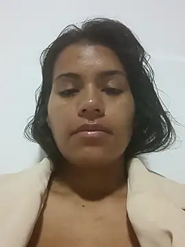 Snapshot of roxanamariahills_ chatting on April 2026 03:32:01 PM roxanamariahills online show from April 2026 03:32:01 PM