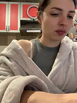 Snapshot of SeducingYoghourt chatting on February 2026 05:00:01 PM SeducingYoghourt online show from February 2026 05:00:01 PM