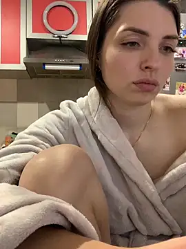 Snapshot of SeducingYoghourt chatting on February 2026 05:01:01 PM SeducingYoghourt online show from February 2026 05:01:01 PM