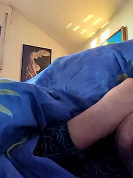 Snapshot of makau1 chatting on December 2024 07:35:02 AM makau1 online show from December 2024 07:35:02 AM