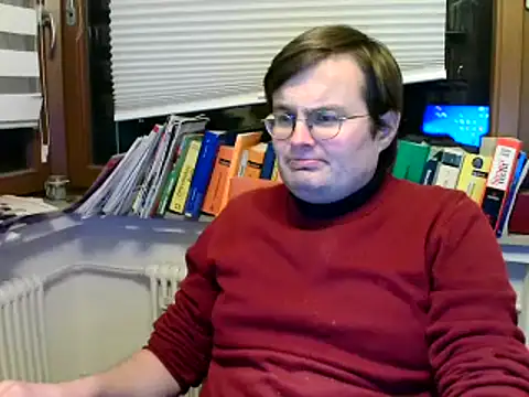 Snapshot of makau1 chatting on January 2025 08:48:02 PM makau1 online show from January 2025 08:48:02 PM