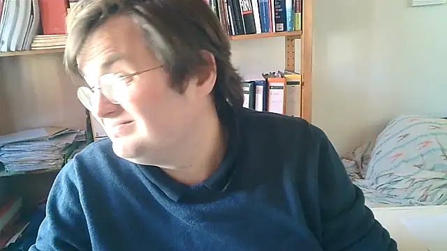 Snapshot of makau1 chatting on March 2025 12:54:02 PM makau1 online show from March 2025 12:54:02 PM