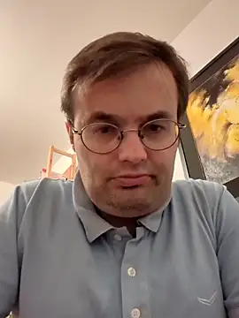 Snapshot of makau1 chatting on September 2025 09:30:01 PM makau1 online show from September 2025 09:30:01 PM