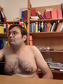 Snapshot of makau1 chatting on September 2025 05:40:02 PM makau1 online show from September 2025 05:40:02 PM