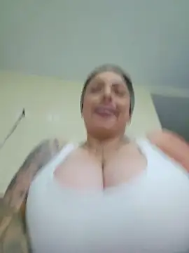Snapshot of natalygolden69 chatting on May 2026 12:01:01 PM natalygolden69 online show from May 2026 12:01:01 PM