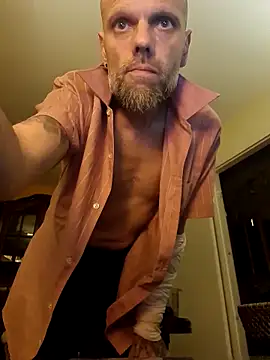 Ladyshaker82 online show from November 2025 02:13:02 AM