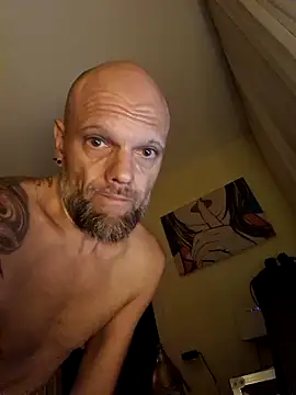 Ladyshaker82 online show from November 2025 01:49:02 AM