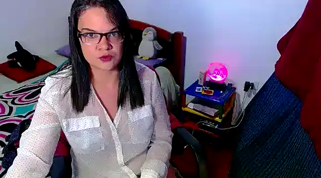 Snapshot of luchiana_hott21 chatting on March 2025 11:23:02 PM luchiana hott21 online show from March 2025 11:23:02 PM