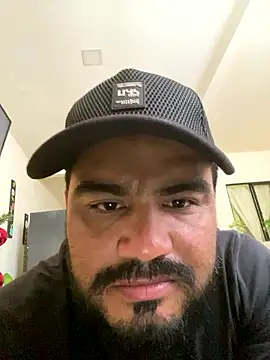 MichaelBear  online show from January 2026 06:09:01 PM