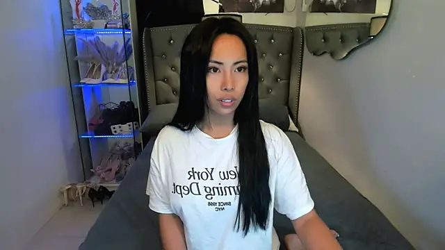 reighnempress online show from April 2026 01:09:02 AM