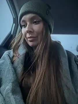 Snapshot of Emma_Catt chatting on December 2024 02:15:01 PM Emma Catt online show from December 2024 02:15:01 PM