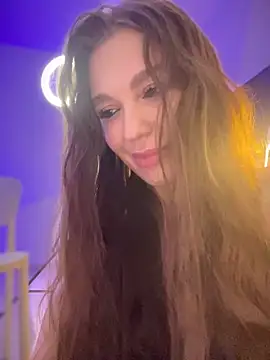 Snapshot of Emma_Catt chatting on December 2024 06:48:01 PM Emma Catt online show from December 2024 06:48:01 PM