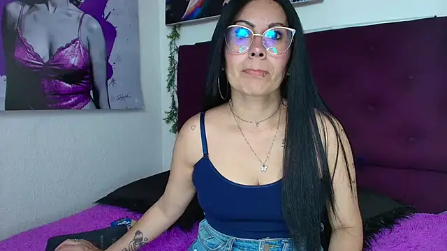 Snapshot of Tania_mature chatting on July 2026 06:01:02 PM Tania mature online show from July 2026 06:01:02 PM