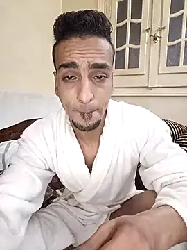 Snapshot of highguy chatting on March 2025 03:32:02 AM highguy online show from March 2025 03:32:02 AM