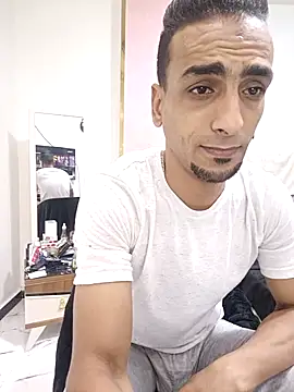 Snapshot of highguy chatting on October 2025 02:39:02 AM highguy online show from October 2025 02:39:02 AM