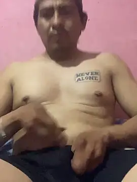 Snapshot of duggan12 chatting on April 2026 01:16:01 PM duggan12 online show from April 2026 01:16:01 PM