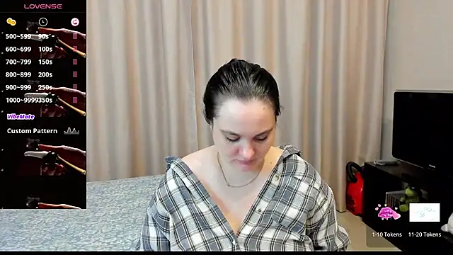 AlanaBrox online show from May 2026 06:48:02 PM