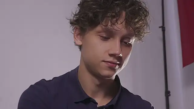 Snapshot of Nicky_neal chatting on September 2025 11:32:02 AM Nicky neal online show from September 2025 11:32:02 AM