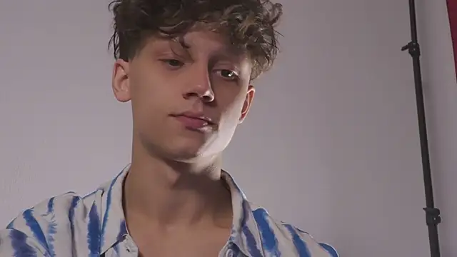 Snapshot of Nicky_neal chatting on September 2025 01:49:02 PM Nicky neal online show from September 2025 01:49:02 PM