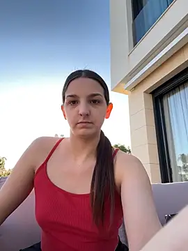 Snapshot of DoriDeluxe66 chatting on February 2025 04:39:02 PM DoriDeluxe66 online show from February 2025 04:39:02 PM