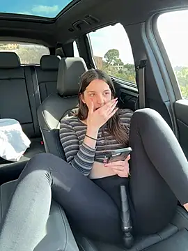 Snapshot of DoriDeluxe66 chatting on February 2025 01:44:01 PM DoriDeluxe66 online show from February 2025 01:44:01 PM