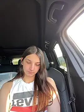 Snapshot of DoriDeluxe66 chatting on March 2025 07:15:02 PM DoriDeluxe66 online show from March 2025 07:15:02 PM