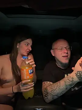 Snapshot of DoriDeluxe66 chatting on September 2025 07:37:01 PM DoriDeluxe66 online show from September 2025 07:37:01 PM