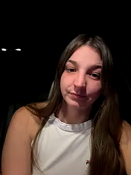 Snapshot of DoriDeluxe66 chatting on September 2025 09:30:01 PM DoriDeluxe66 online show from September 2025 09:30:01 PM