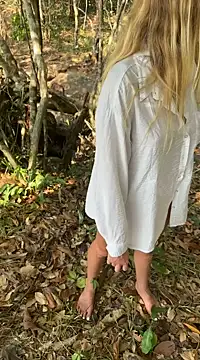 Snapshot of neighbours_love chatting on February 2025 08:09:02 AM neighbours love online show from February 2025 08:09:02 AM