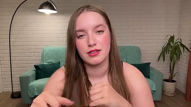 EvaMaddison online show from October 2025 07:54:02 AM