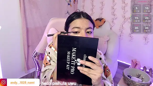 Nami usagi online show from December 2025 11:15:02 AM