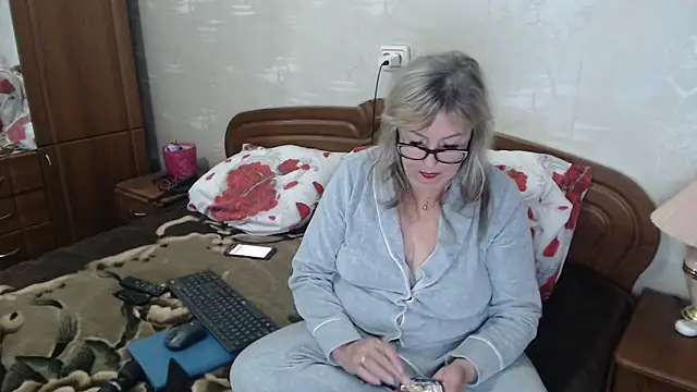 Snapshot of Kallliina chatting on October 2025 06:31:01 AM Kallliina online show from October 2025 06:31:01 AM