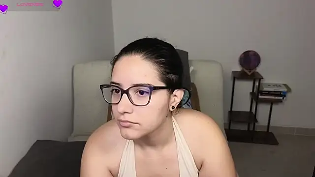 Snapshot of blue__moon_ chatting on May 2026 03:25:02 AM blue moon online show from May 2026 03:25:02 AM