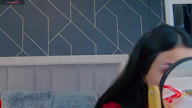 EmyLaveau online show from February 2026 06:20:02 AM