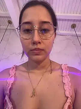 Snapshot of Abby_Sweet1_ chatting on July 2026 12:20:01 PM Abby Sweet1 online show from July 2026 12:20:01 PM