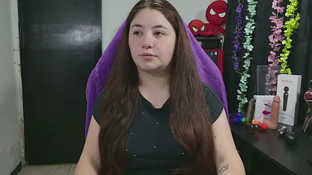 Snapshot of ann_bronw chatting on May 2026 11:40:01 AM ann bronw online show from May 2026 11:40:01 AM