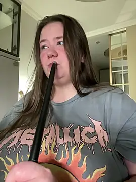 remirann  online show from February 2025 06:20:02 PM