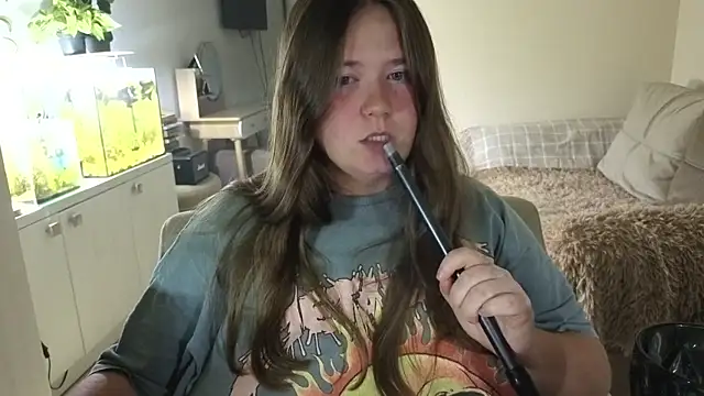 remirann  online show from September 2025 05:25:01 PM