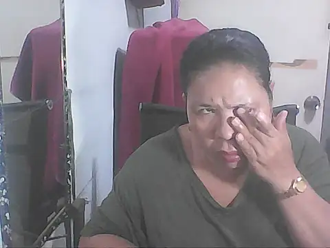 hotwet mama4uxx online show from January 2026 10:48:01 PM