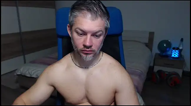 RobbyShawz online show from December 2024 05:28:02 AM