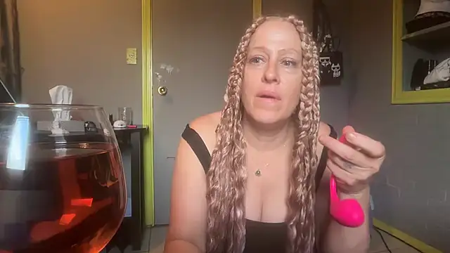 Snapshot of Soaponarope007 chatting on May 2026 02:22:02 PM Soaponarope007 online show from May 2026 02:22:02 PM