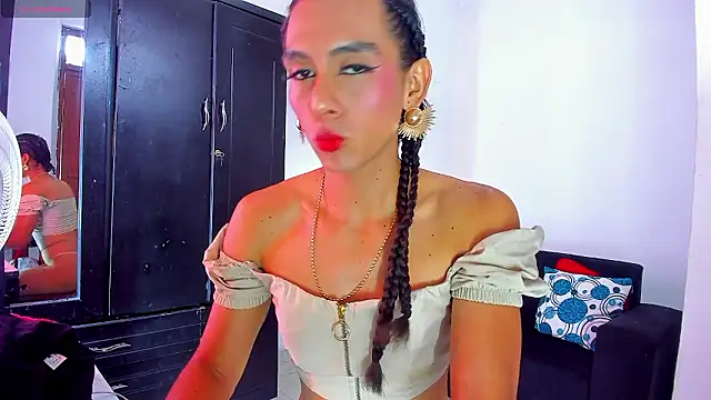 BritannyLord online show from January 2026 07:30:01 PM