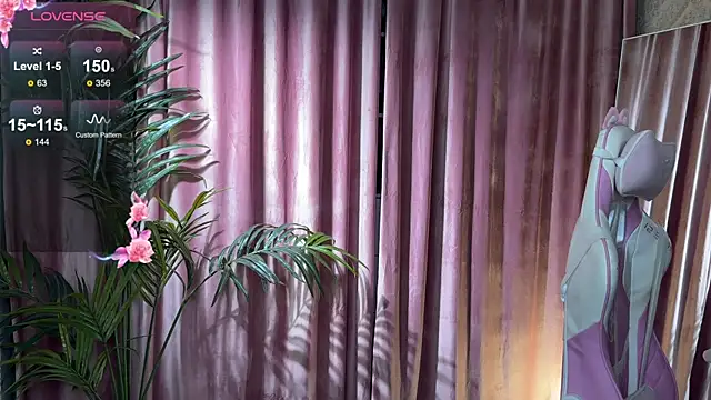 Snapshot of 01_lili_01 chatting on November 2025 02:06:02 PM 01 lili 01 online show from November 2025 02:06:02 PM