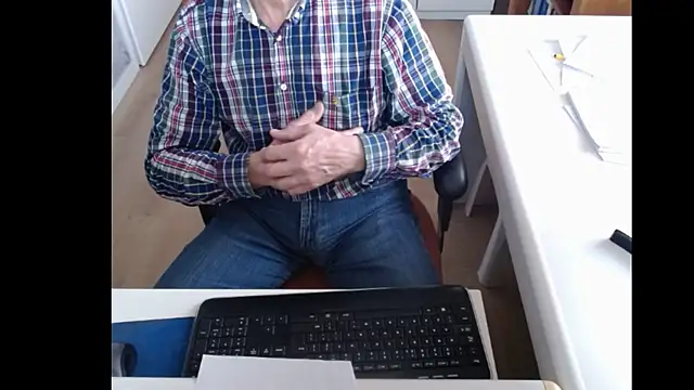 Snapshot of dutchpornking chatting on February 2025 08:13:02 AM dutchpornking online show from February 2025 08:13:02 AM