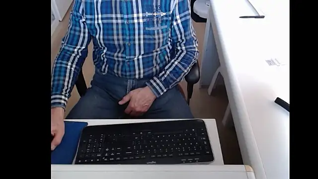 Snapshot of dutchpornking chatting on February 2025 12:59:02 PM dutchpornking online show from February 2025 12:59:02 PM