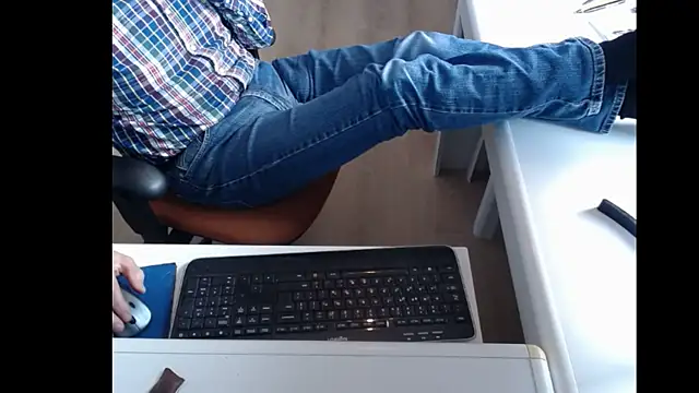 Snapshot of dutchpornking chatting on February 2025 11:25:01 AM dutchpornking online show from February 2025 11:25:01 AM