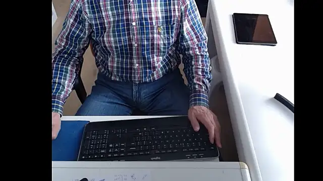 Snapshot of dutchpornking chatting on March 2025 08:51:02 AM dutchpornking online show from March 2025 08:51:02 AM