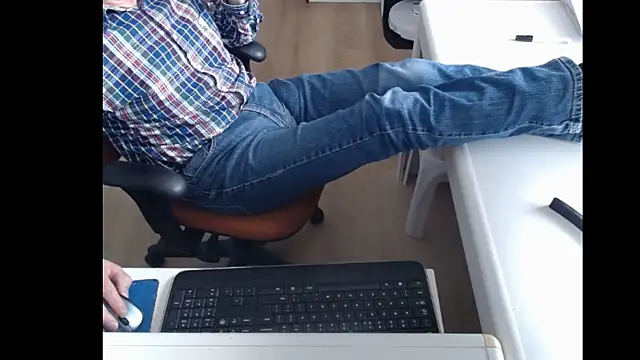 Snapshot of dutchpornking chatting on March 2025 11:19:02 AM dutchpornking online show from March 2025 11:19:02 AM