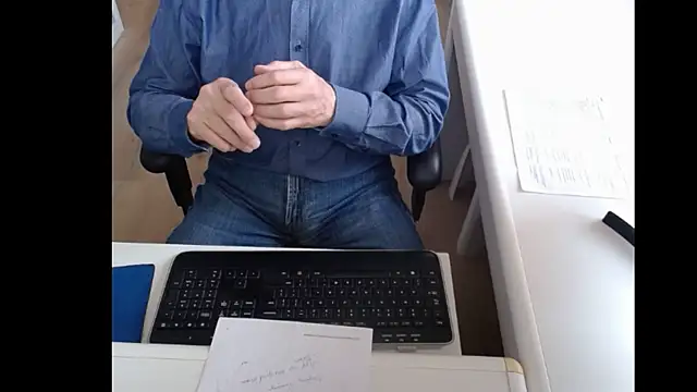 Snapshot of dutchpornking chatting on March 2025 07:55:02 AM dutchpornking online show from March 2025 07:55:02 AM